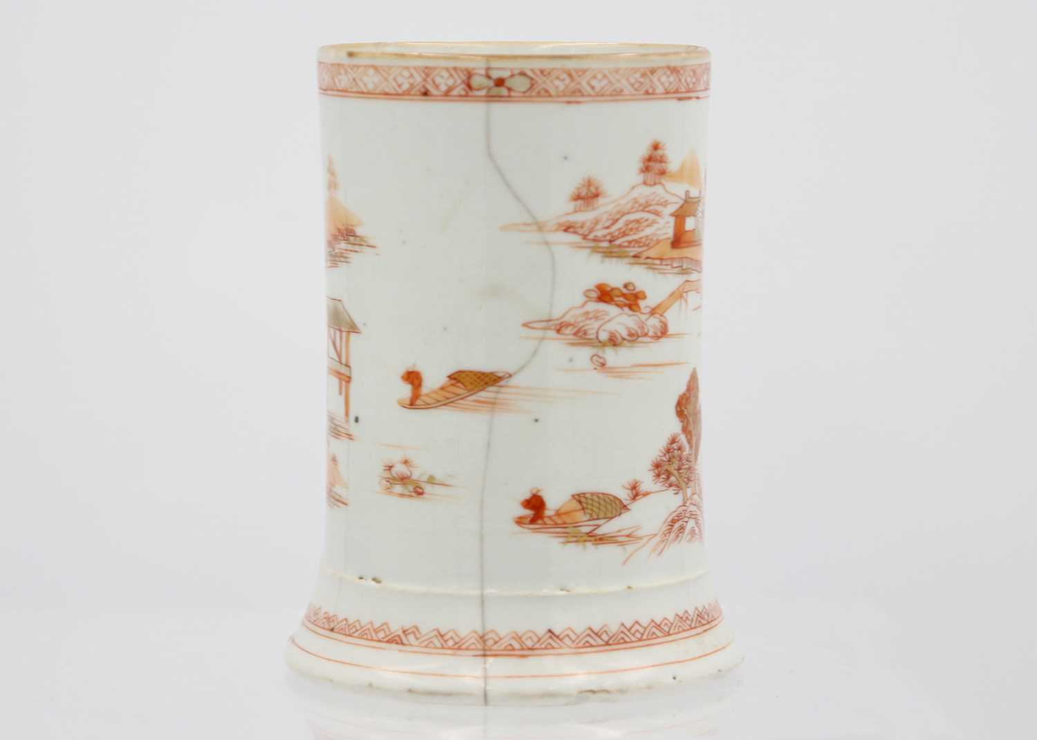 Two Chinese porcelain tankards, 18th century. - Image 9 of 16