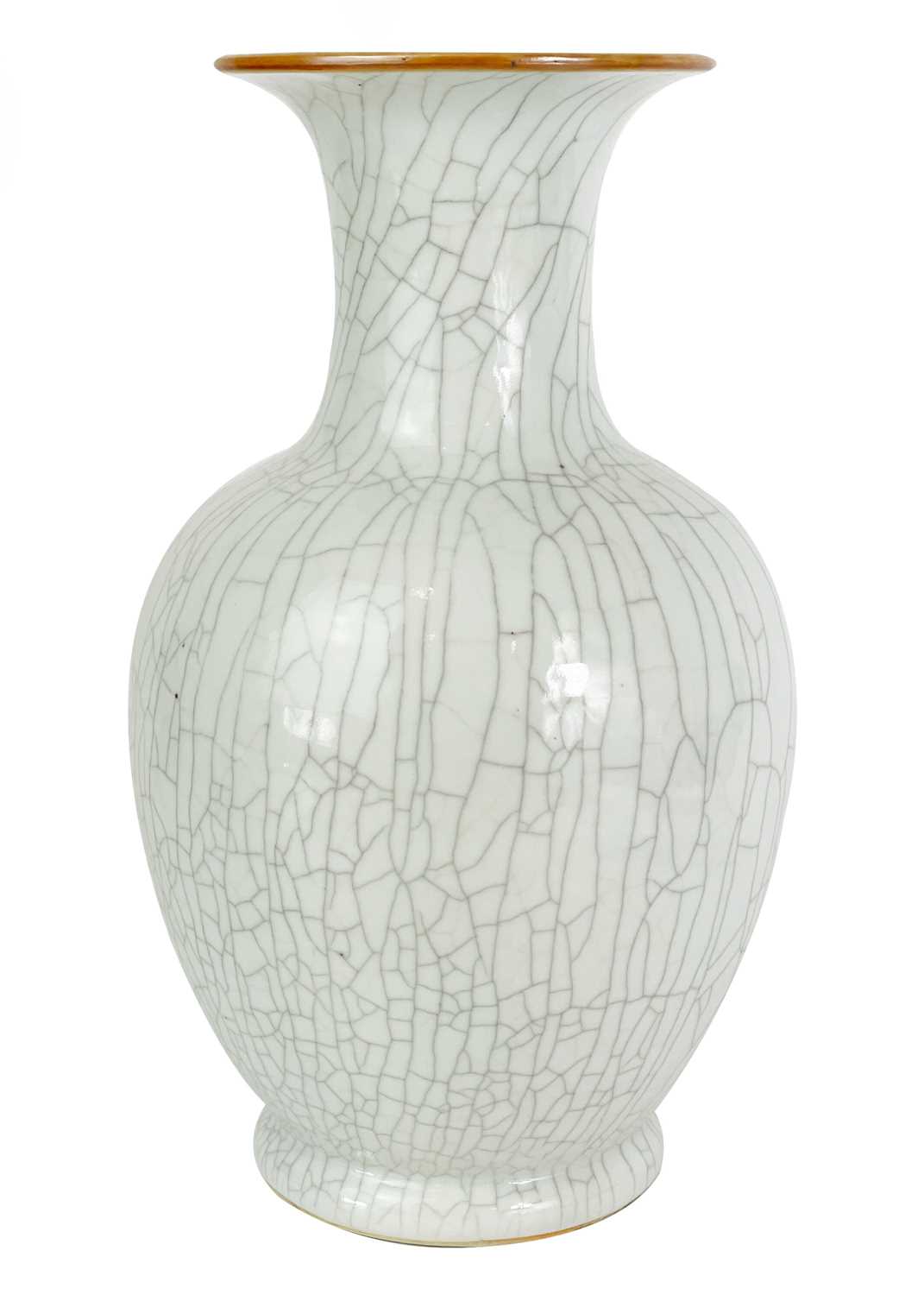 A large Chinese crackle glaze vase, early-mid 20th century. - Image 6 of 14