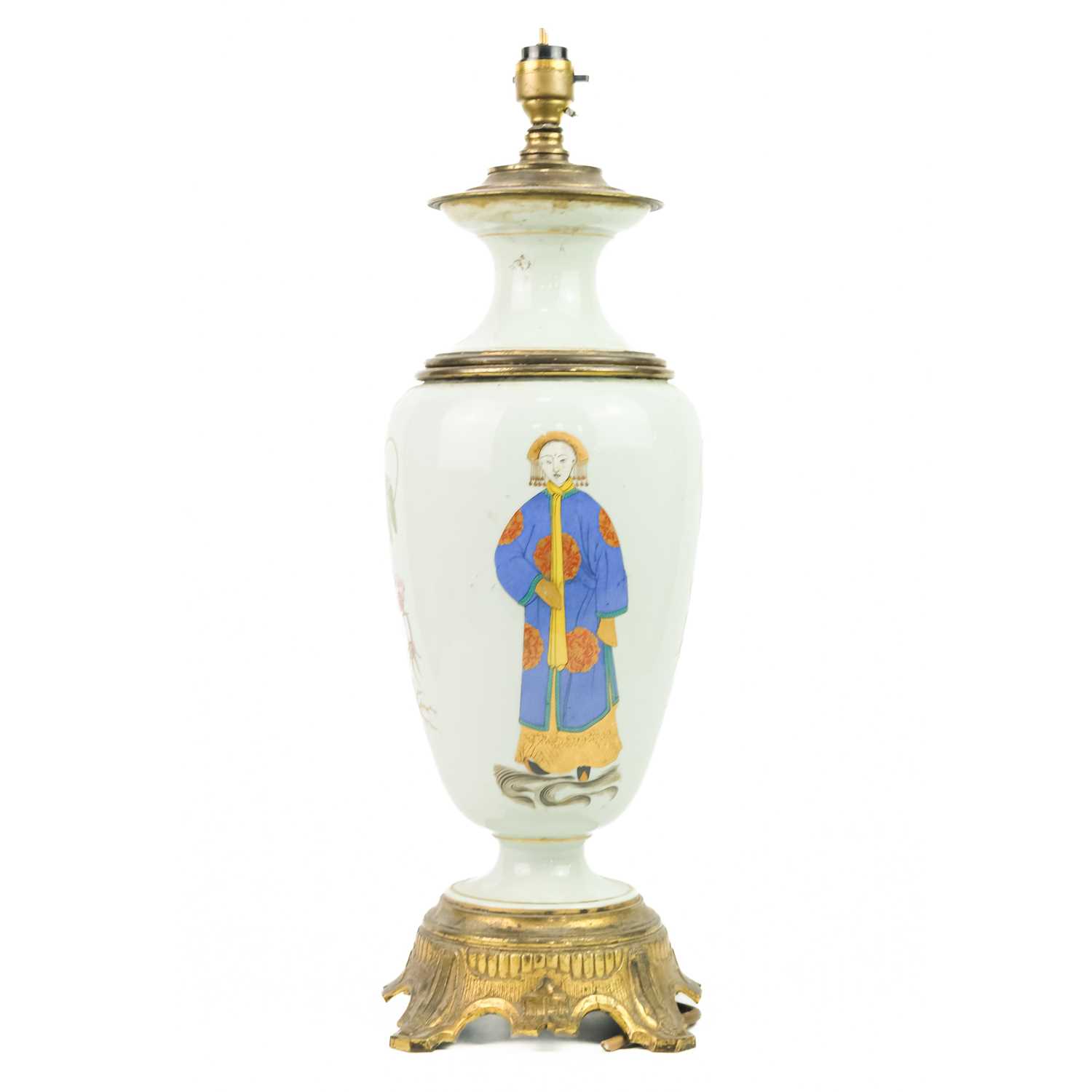A porcelain and gilt metal oil lamp, late 19th century. - Image 2 of 6
