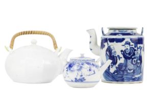 A Chinese blue and white prunus blossom teapot, circa 1900.