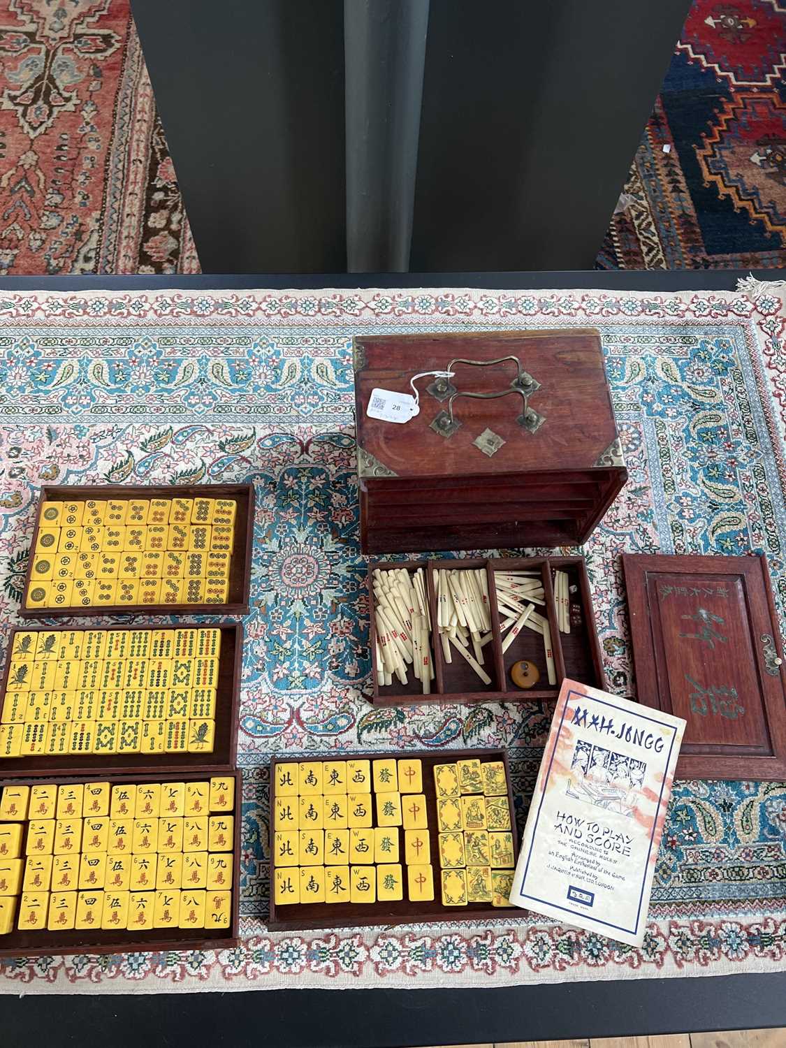 A mahogany cased mahjong set. - Image 11 of 12