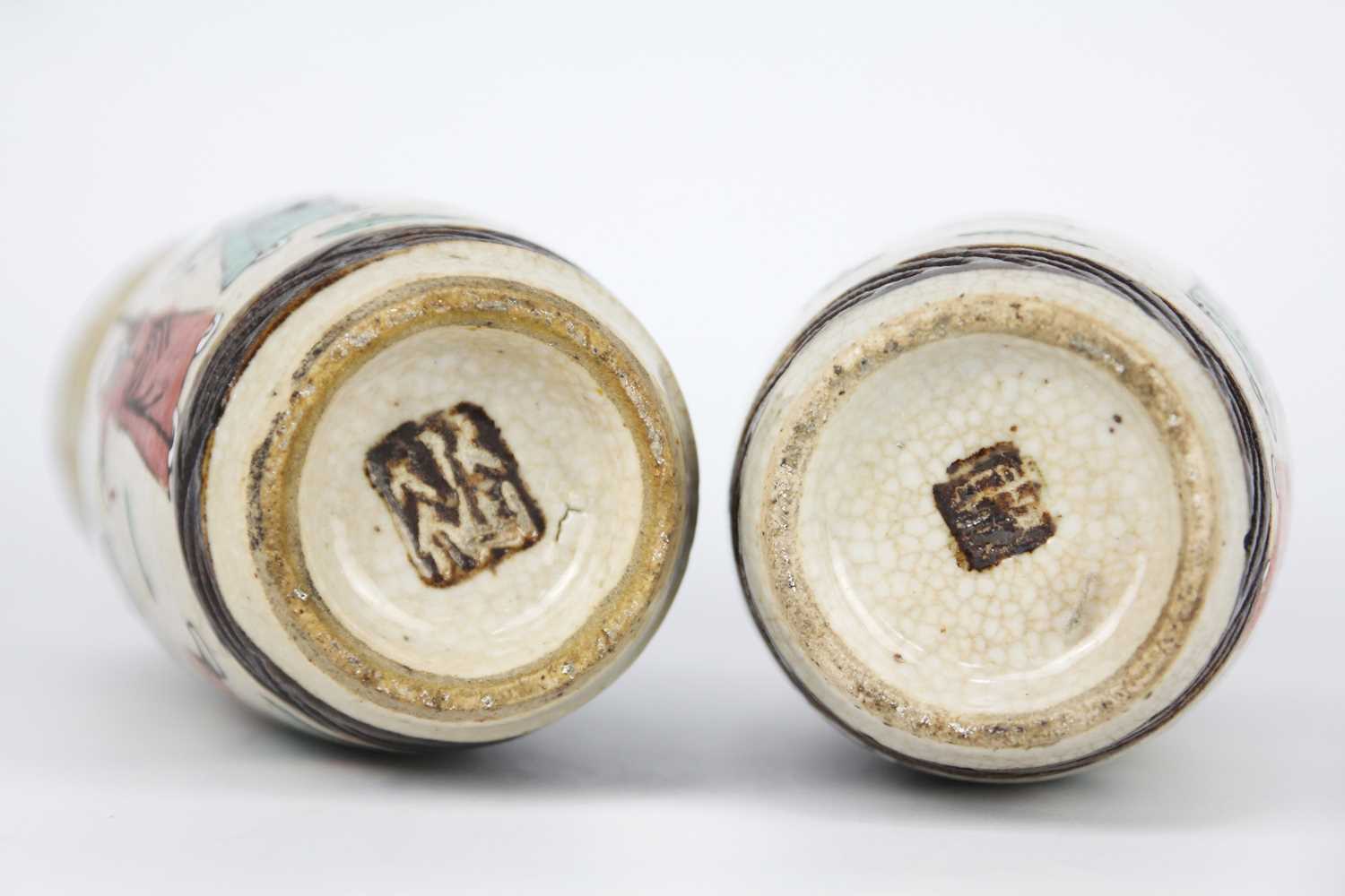 A pair of Chinese crackle glazed vases, 19th century. - Image 6 of 6