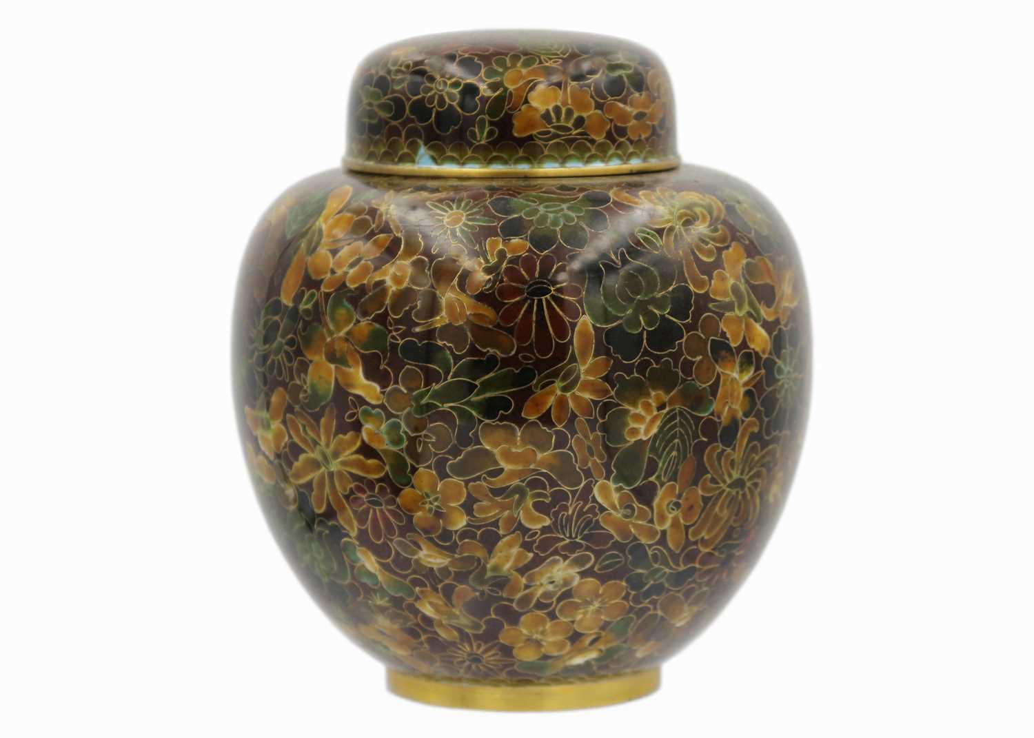 A Chinese cloisonne circular jar and cover, late 19th century. - Image 2 of 8