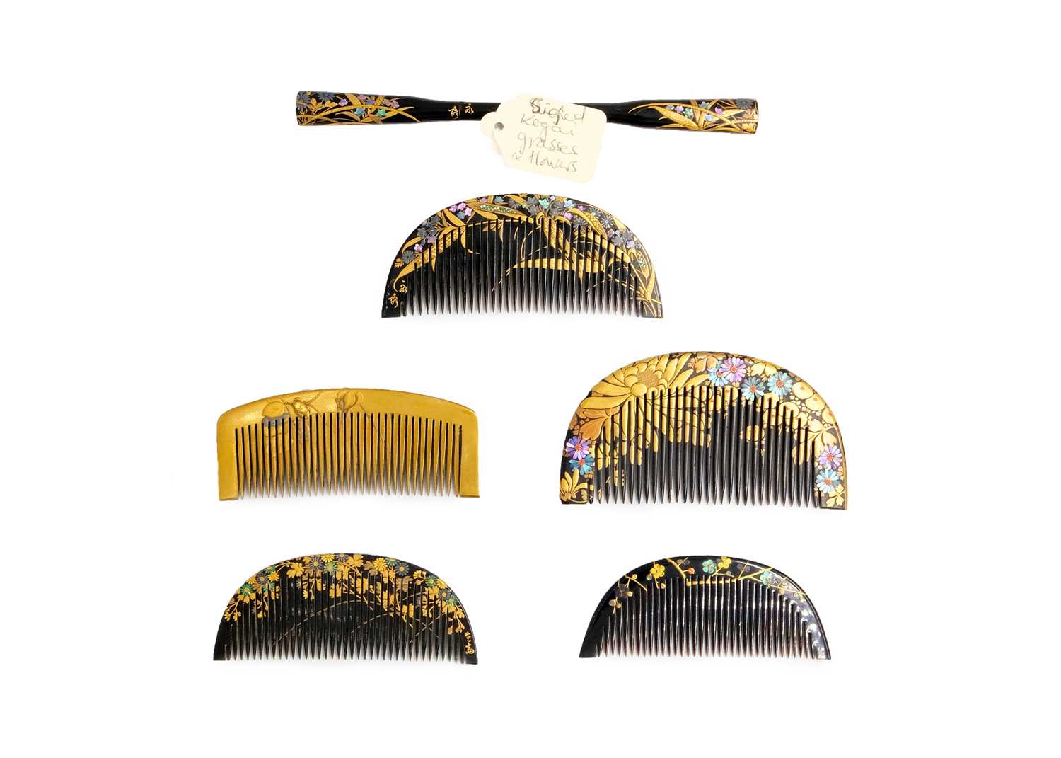 A Japanese gilded comb, Edo period.