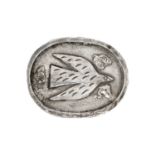 Breon O'CASEY (1928-2011) Silver bird brooch with gold eye