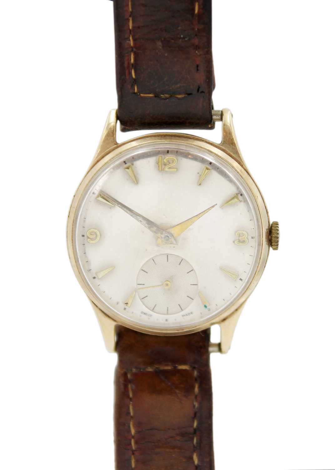 ZENITH - A 9ct cased 1950's manual wind gentleman's wristwatch.