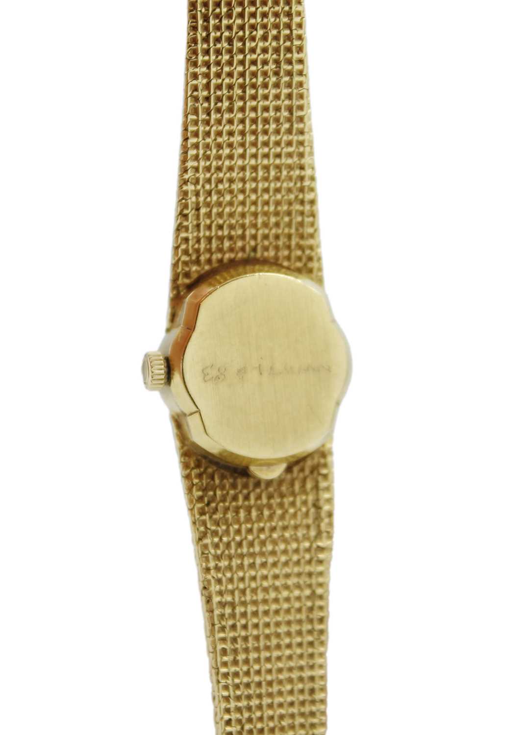 OMEGA - An 18ct lady's bracelet quartz wristwatch with replacement quartz movement. - Image 4 of 4