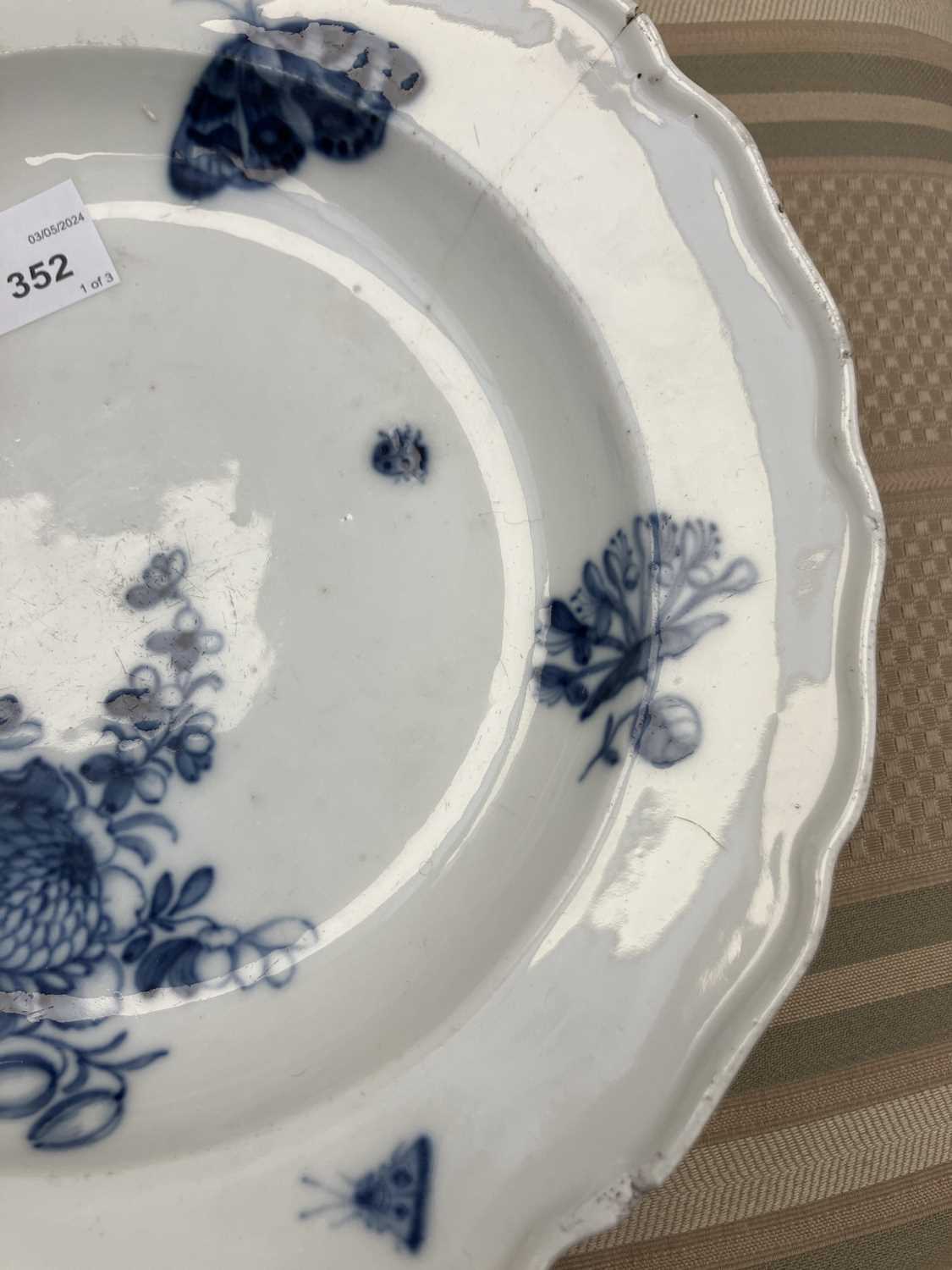 A Vienna porcelain plate. - Image 11 of 13