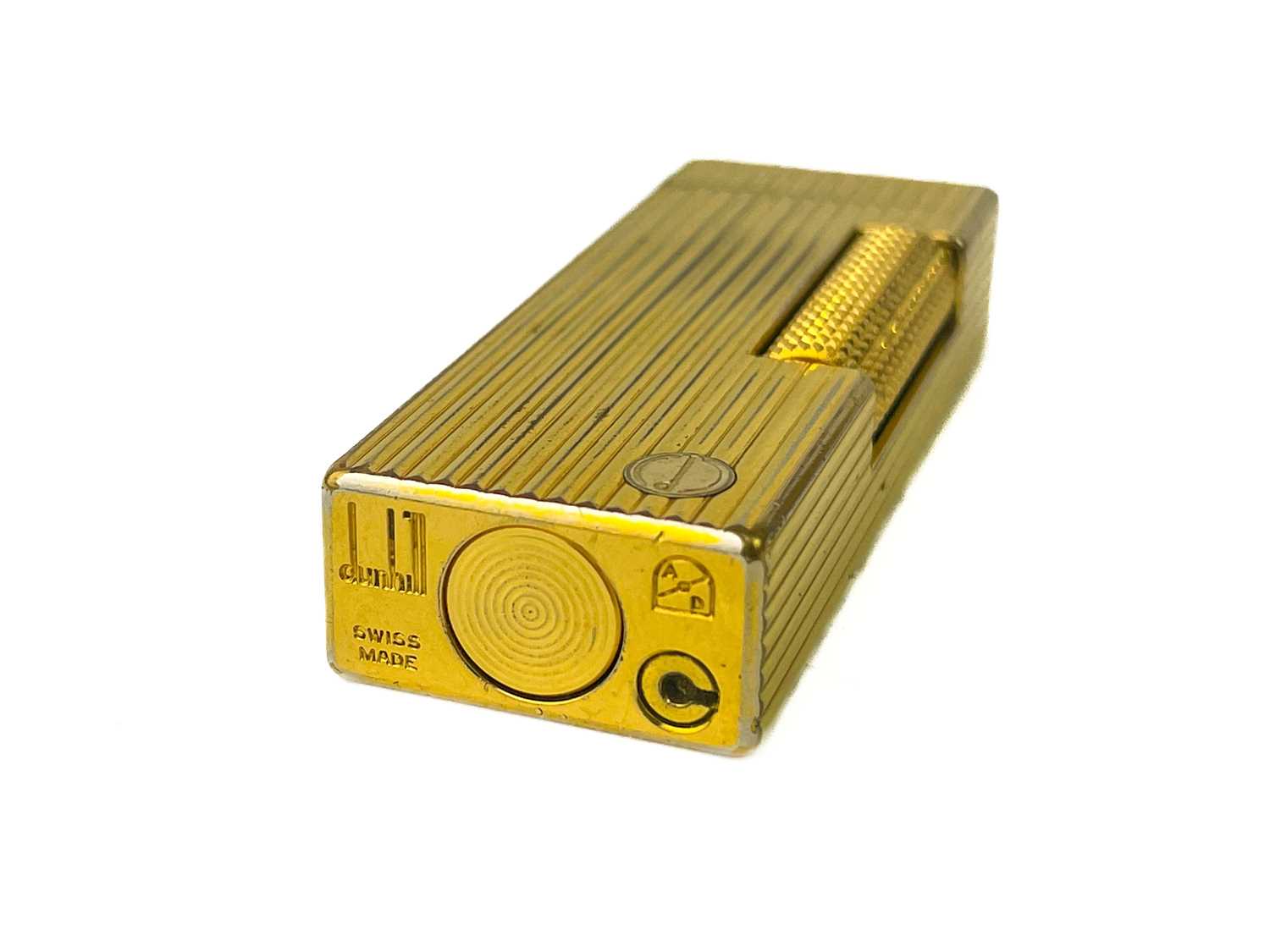 A Dunhill gold plated pocket lighter. - Image 3 of 6