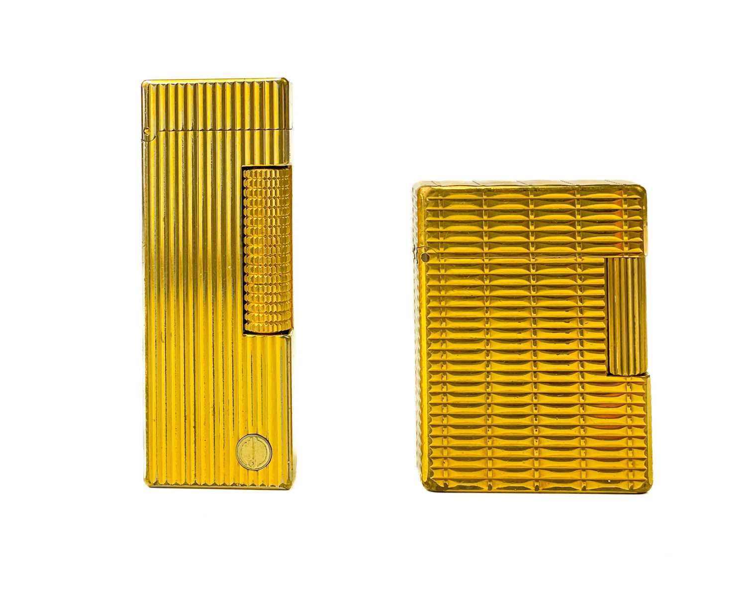 A Dunhill gold plated pocket lighter. - Image 5 of 6