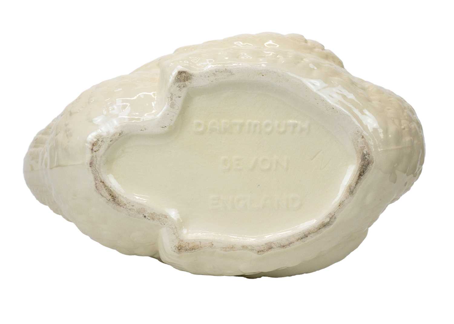A Dartmouth Devon pottery swan jardiniere. - Image 5 of 11