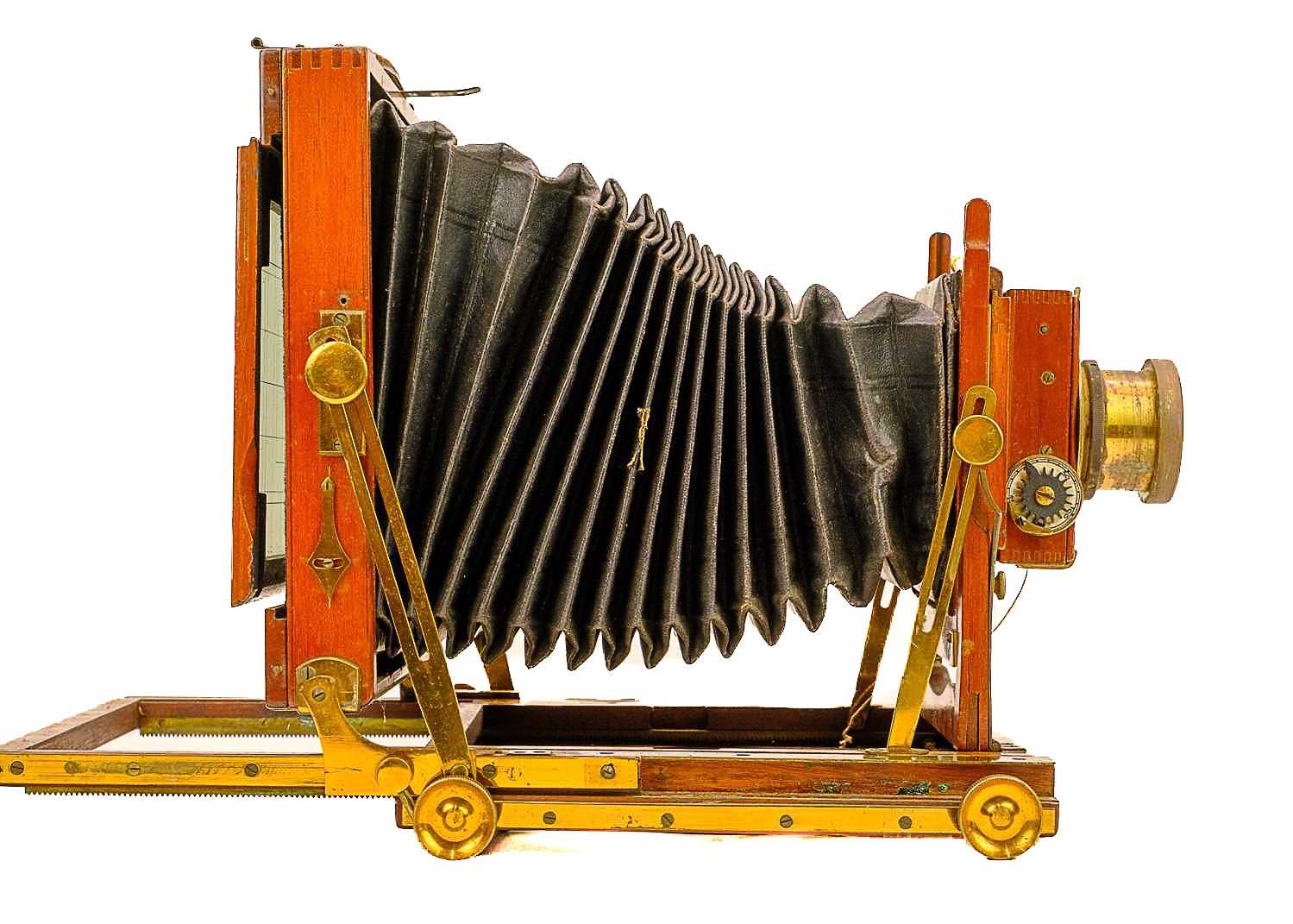 A Thornton Pickard Triple Victo mahogany folding plate camera. - Image 8 of 8