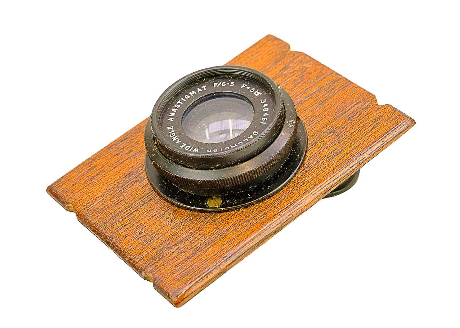 A Thornton Pickard Triple Victo mahogany folding plate camera. - Image 6 of 8