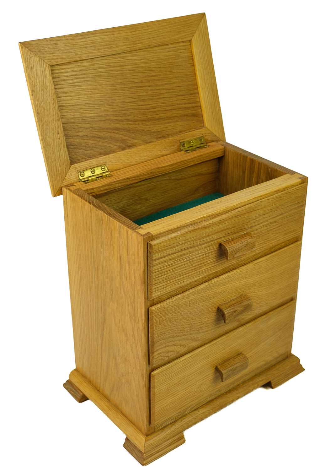 Prenntek Designs. An oak jewellery box in the form of a chest of drawers - Image 3 of 4