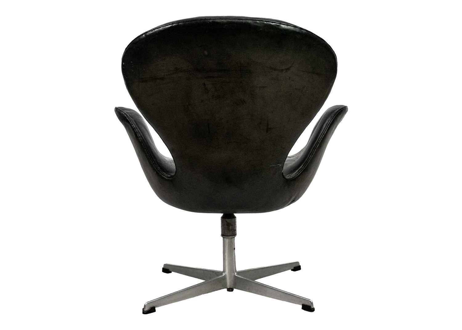 Arne Jacobsen (1902-1971) Swan chair. - Image 4 of 5