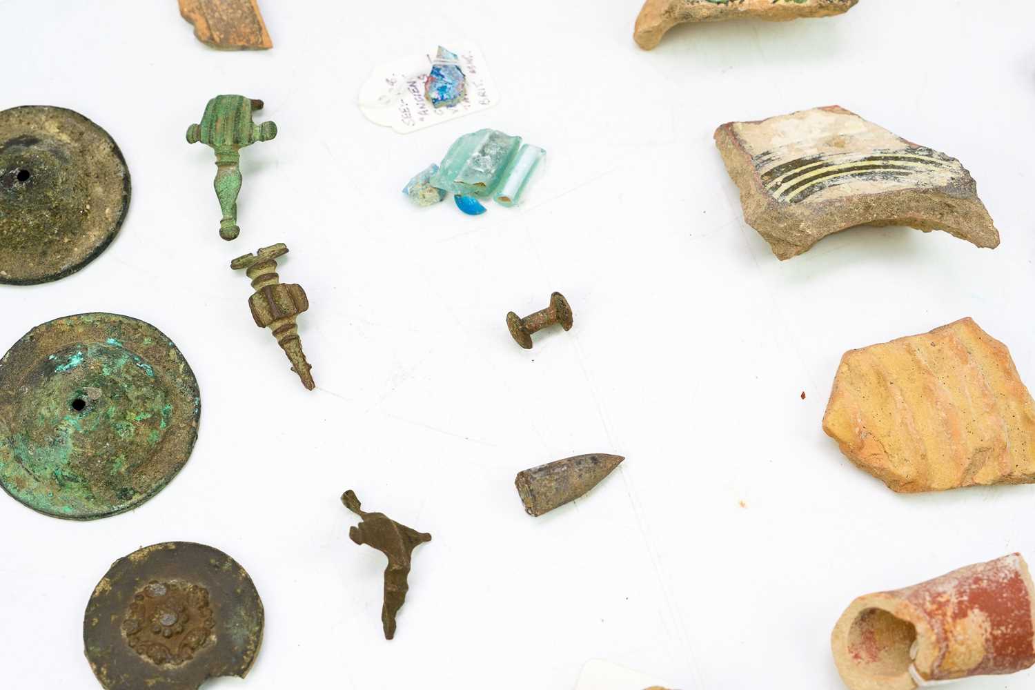A group of Cypriot pottery shards and glass fragments. - Image 3 of 3