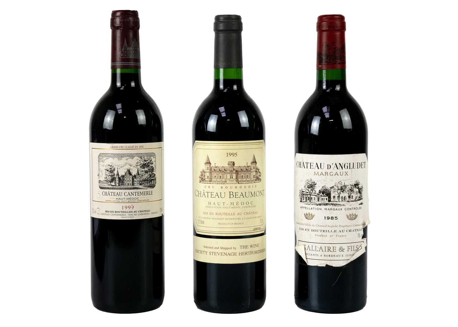 A bottle of Chateau Beaumont Haut Medoc 1995