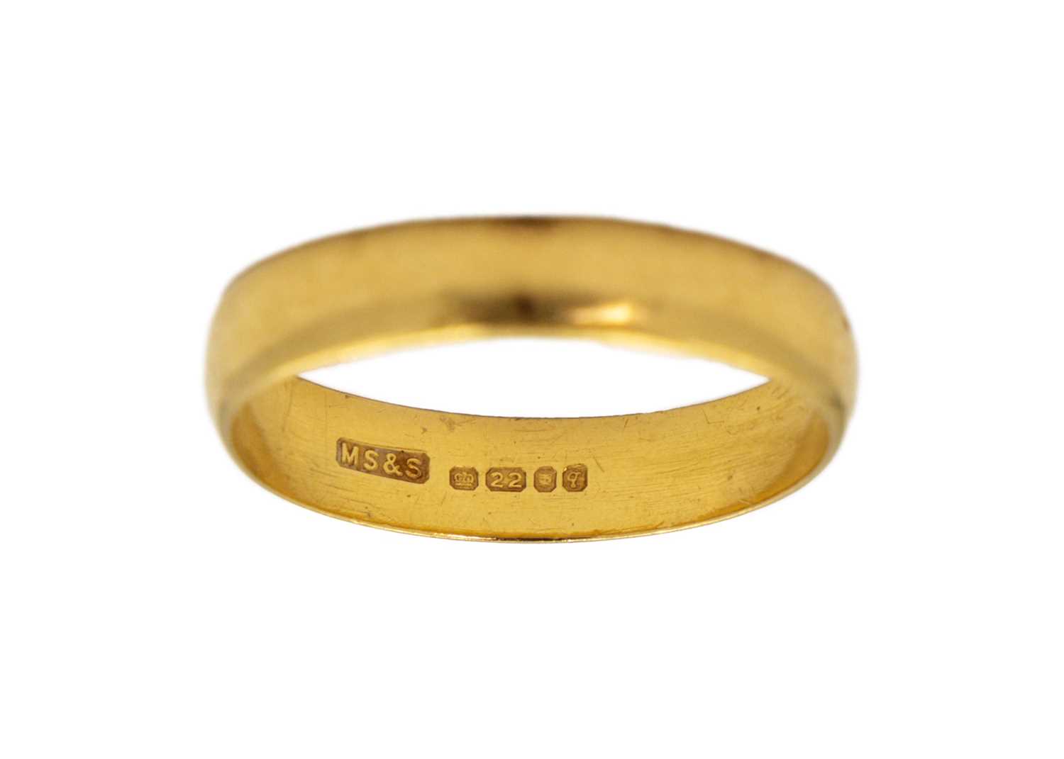 A 22ct band ring. - Image 3 of 3