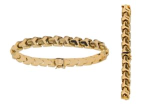 An 18ct Italian geometric link bracelet.