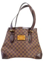 LOUIS VUITTON - A Damier Ebene Hampstead GM bag.