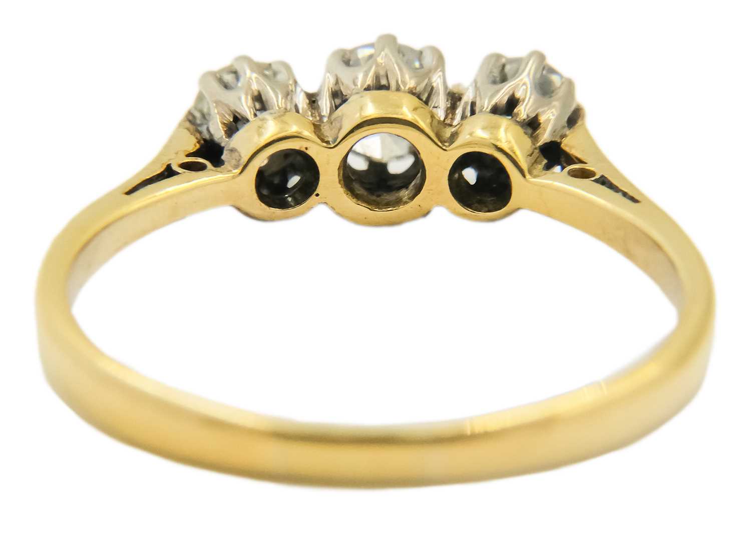 An 18ct diamond set three-stone ring. - Image 4 of 4