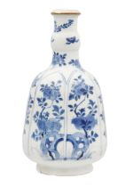 A Chinese blue and white hookah base, Kangxi, 1662-1722.