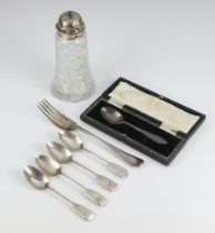 A silver teaspoon Sheffield 1926, 4 others, a fork and mounted sugar caster 113 grams