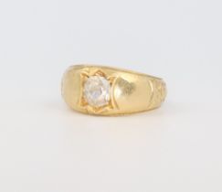 A gentleman's yellow metal 18ct mine cut diamond ring approx. 0.75ct, size L 1/2, 9.49 grams