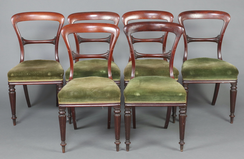 James Winter 101 Wardour Street, a set of 6 mahogany spoon back dining chairs with carved mid