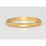 A 22ct yellow gold wedding band size M, 2.6 grams