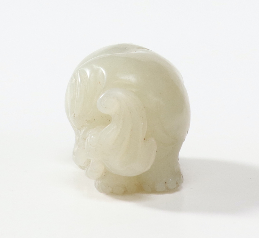 A Chinese hardstone carving of a dog 3cm, ditto standing gentleman 4cm The dog is a pendant and is - Image 9 of 13