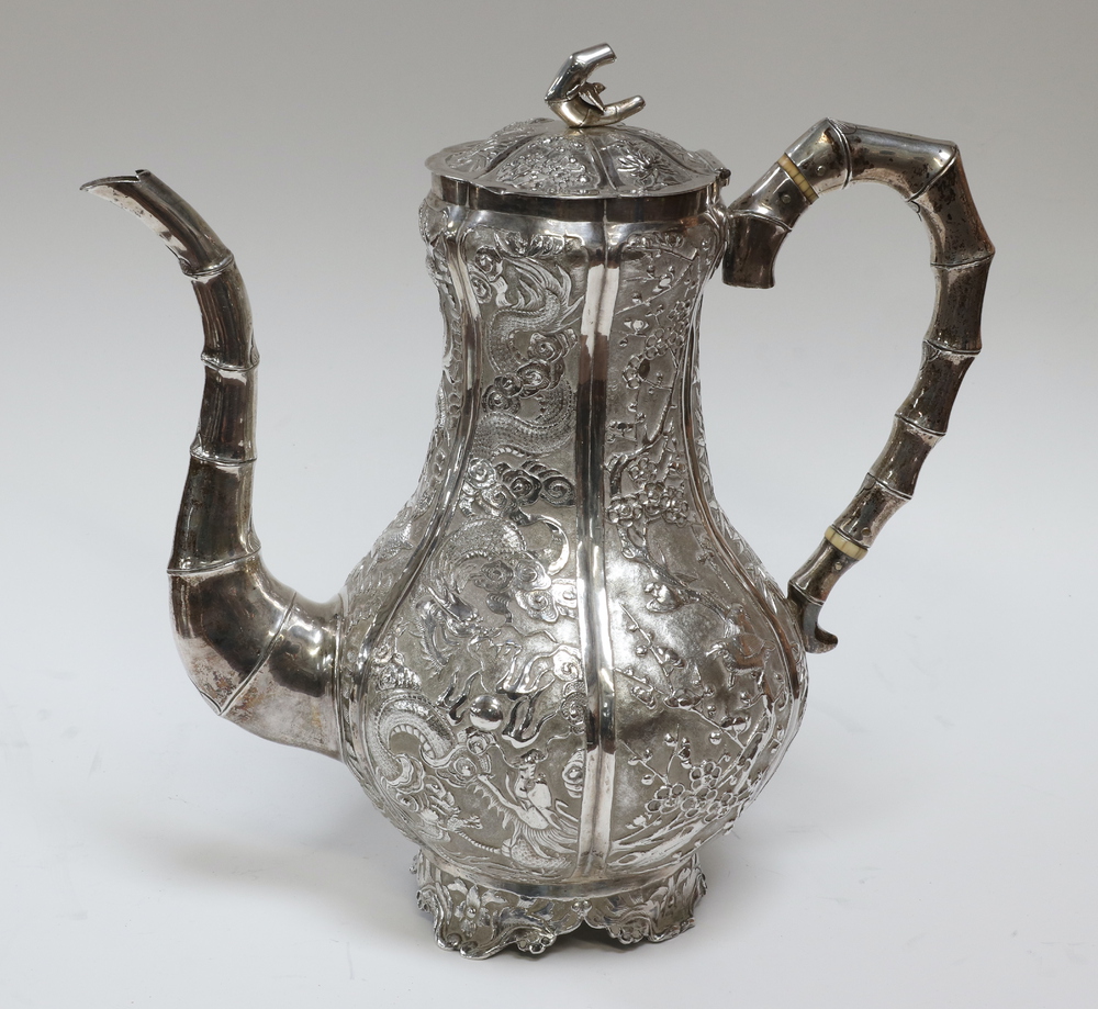 A fine 19th Century Chinese white metal repousse tea set comprising teapot, coffee pot and sugar - Image 2 of 19