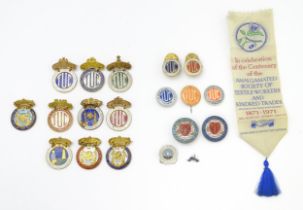 Trade Union Interest: a quantity of assorted badges, pins, etc. to include TUC badges for 1923,