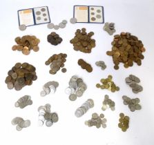 A quantity of British 19thC & 20thC coinage, to include pennies, half pennies, decimal sets, half