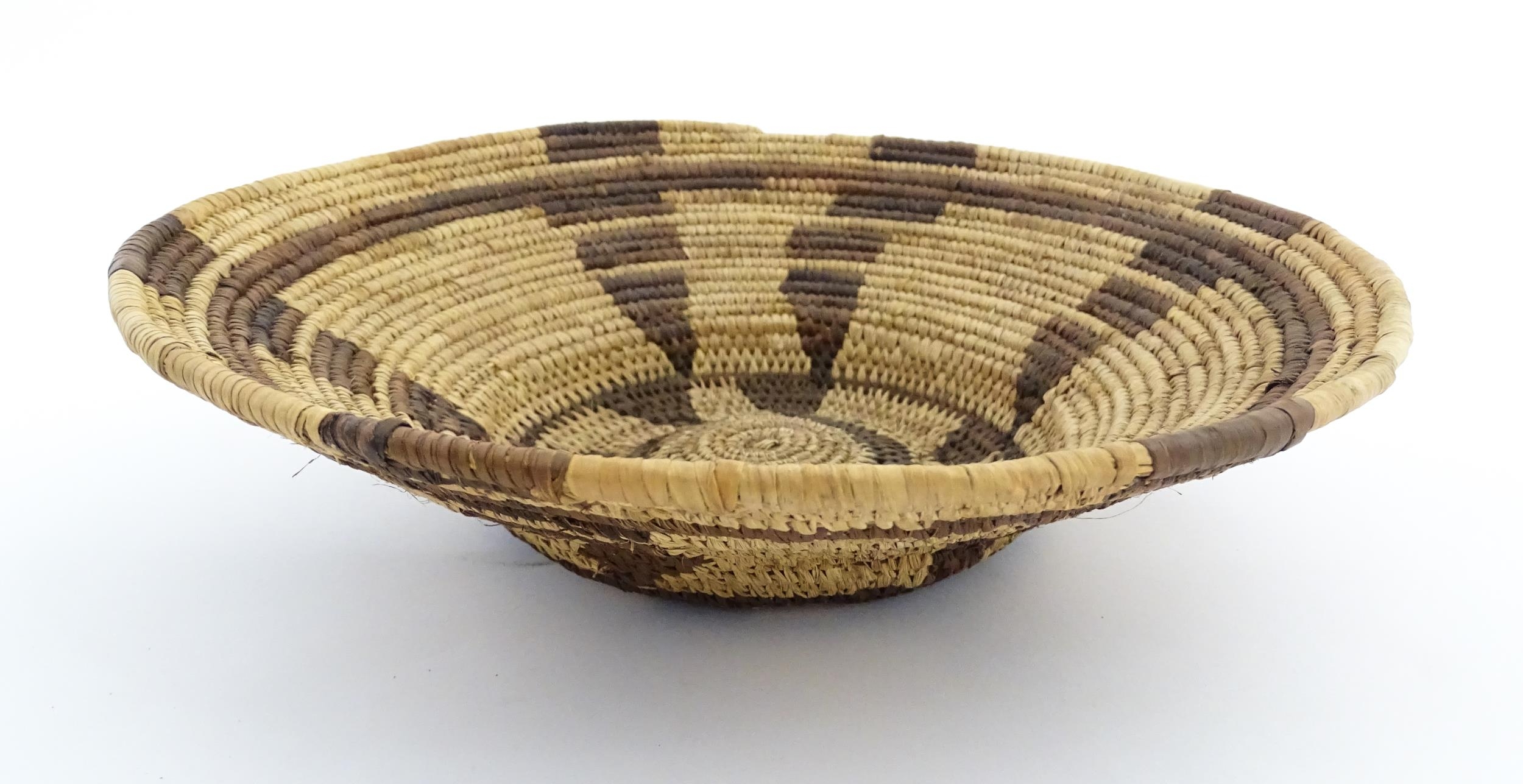Ethnographic / Native / Tribal: A woven basket bowl with geometric banded detail, possibly Native - Image 10 of 11