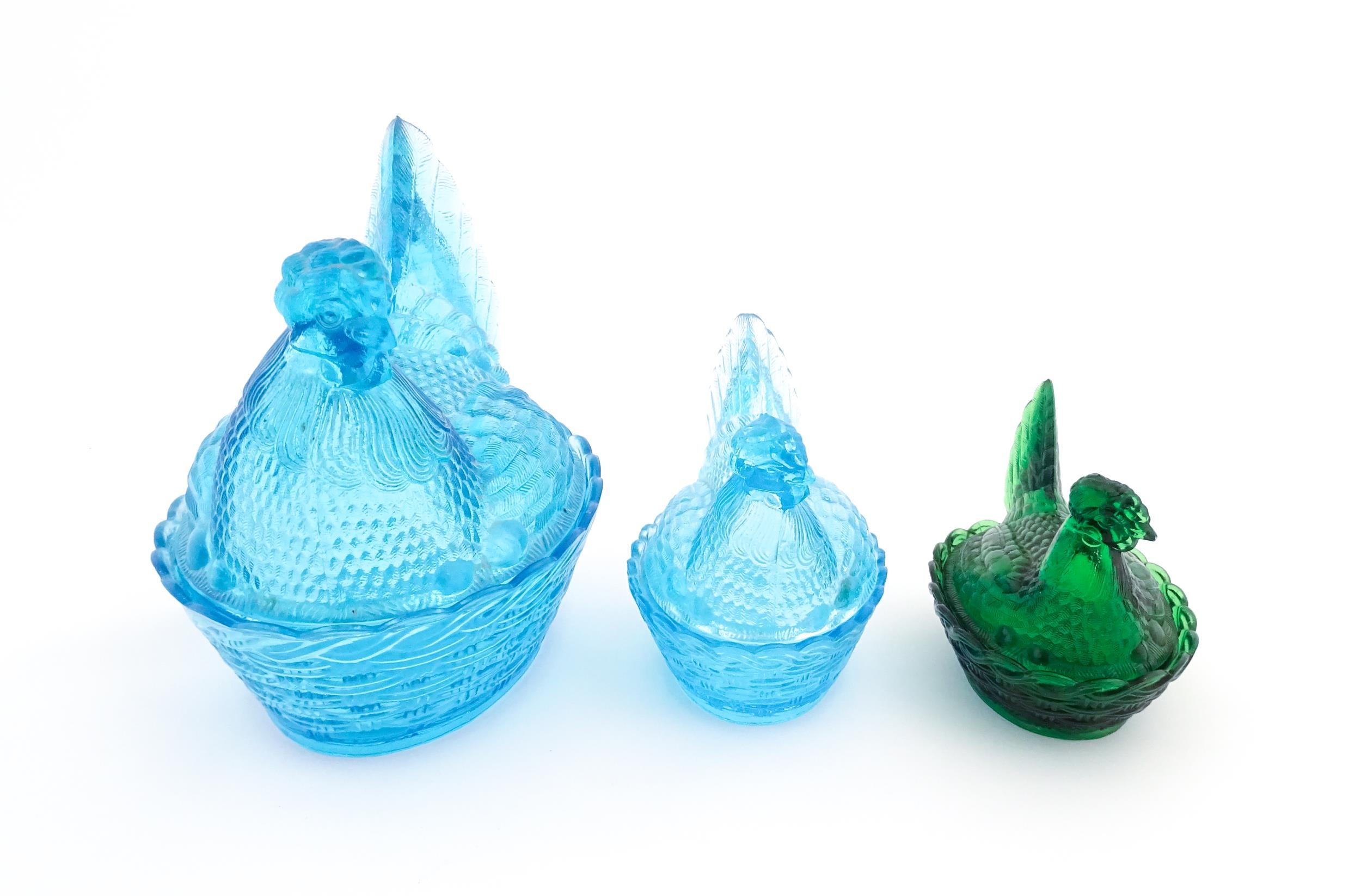 Three 20thC glass hen on nest egg containers, comprising two blue and one green. Largest approx. 8 - Image 5 of 9
