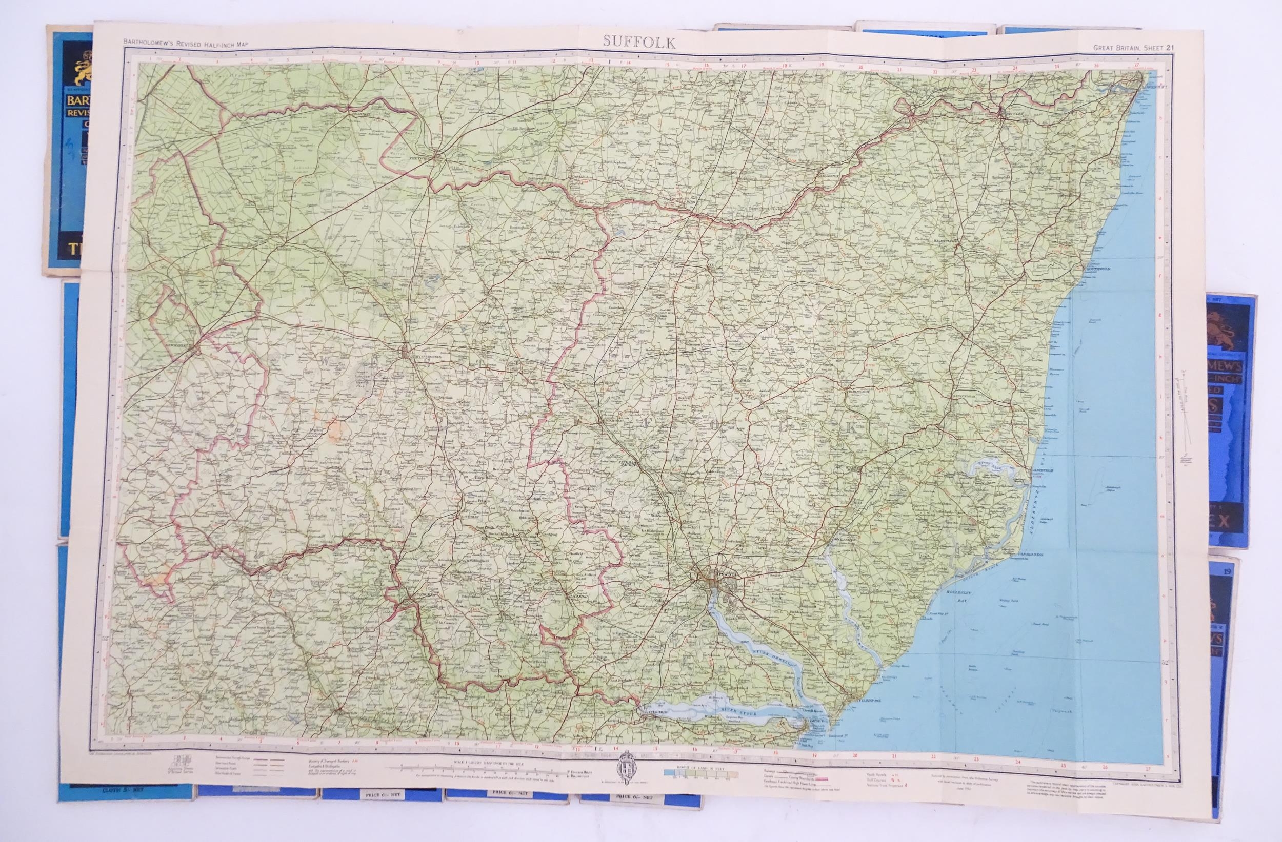 A quantity of assorted 20thC Bartholomew road maps to include Cambridge, Dorset, New Forest, Sussex, - Image 18 of 21