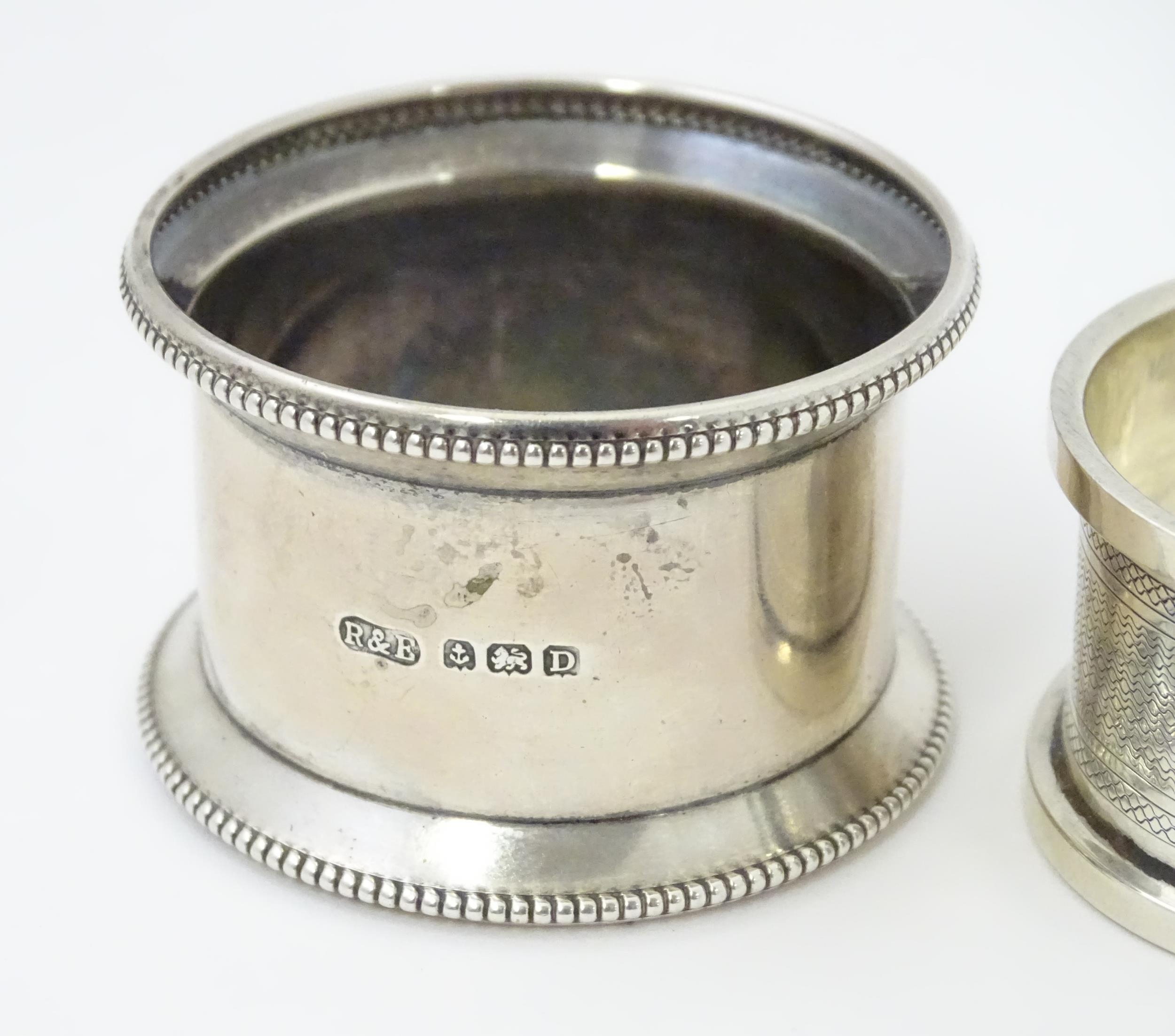 Five assorted silver napkin rings various dates and makers (5) Please Note - we do not make - Image 6 of 10
