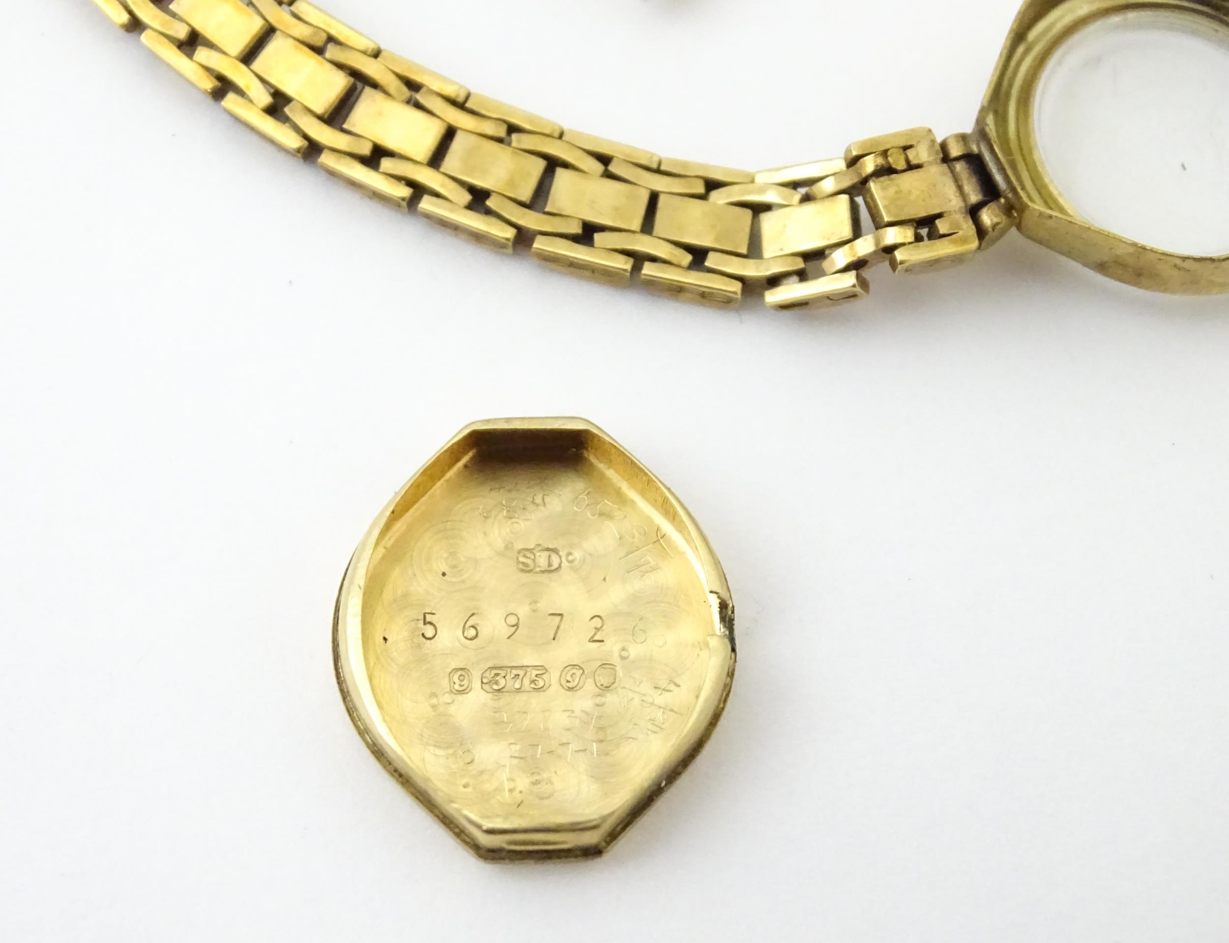 A 9ct gold cased ladies wristwatch by Rotary with 9ct gold bracelet strap . Approx 1/2" wide - Image 13 of 13