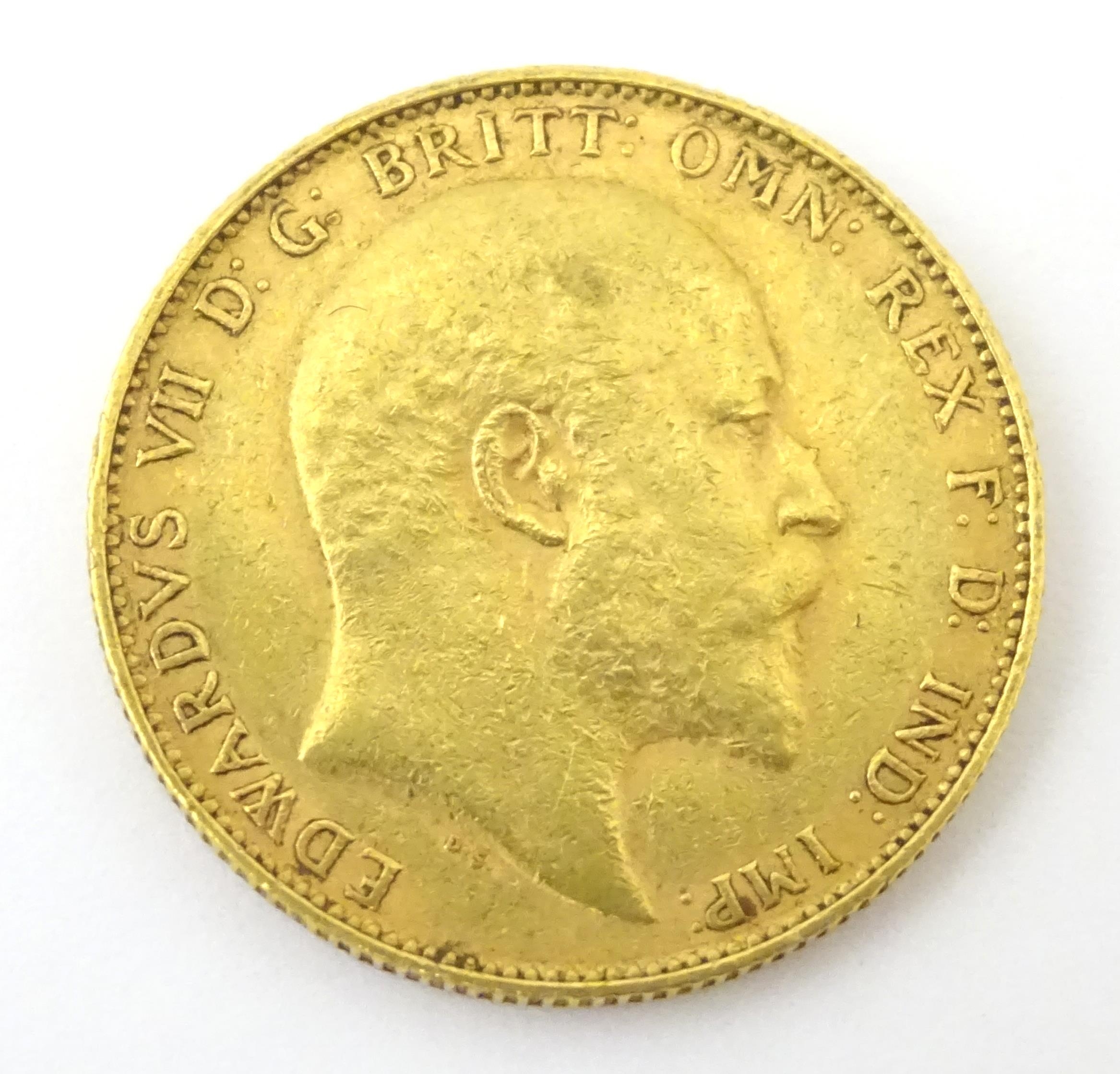 Coin: An Edward III 1907 gold sovereign, Perth Mint. (8g) Please Note - we do not make reference - Image 3 of 5