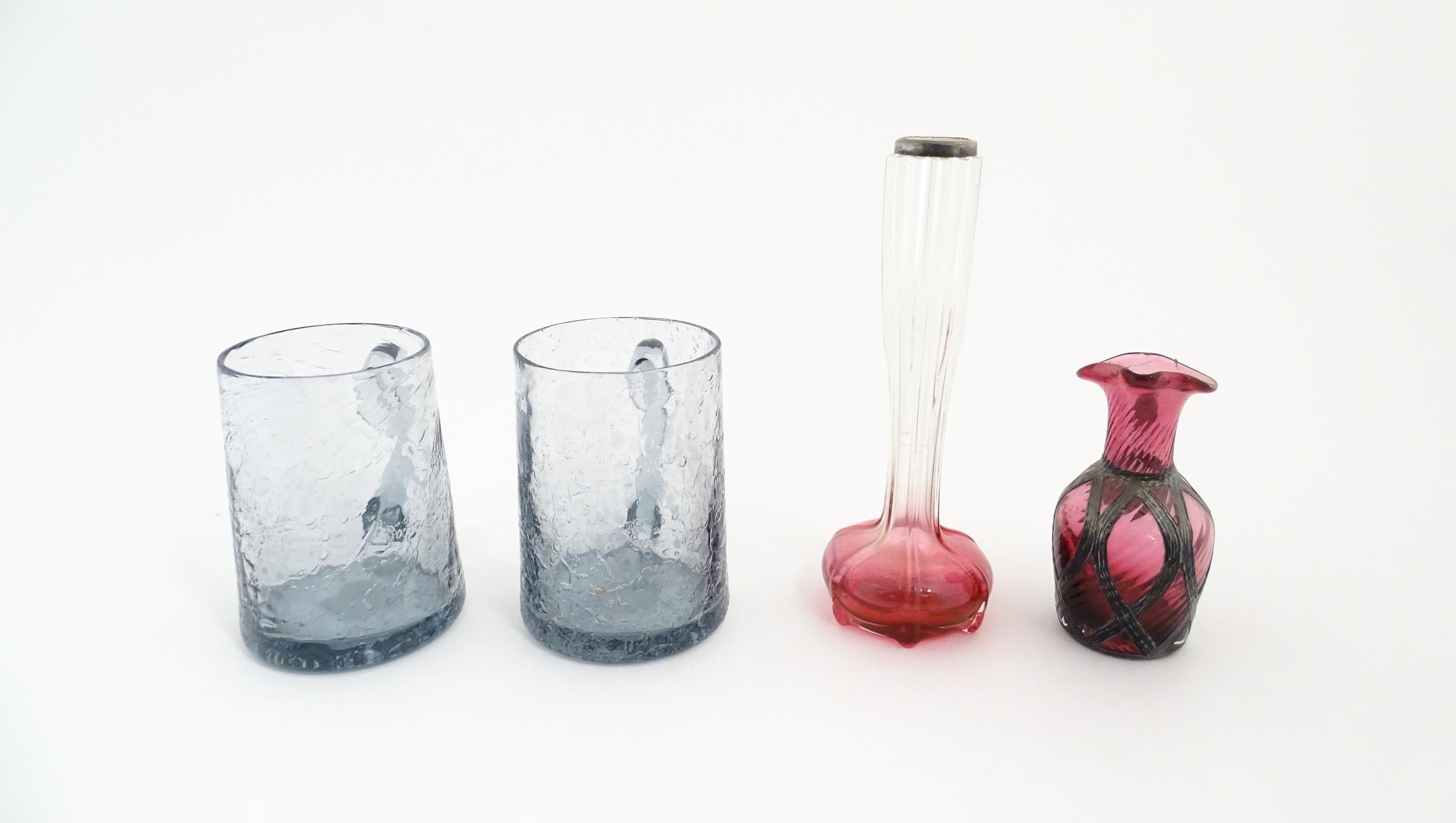 A pair of glass mugs / tankards together with an Art Nouveau cranberry to clear glass bud vase - Image 5 of 8