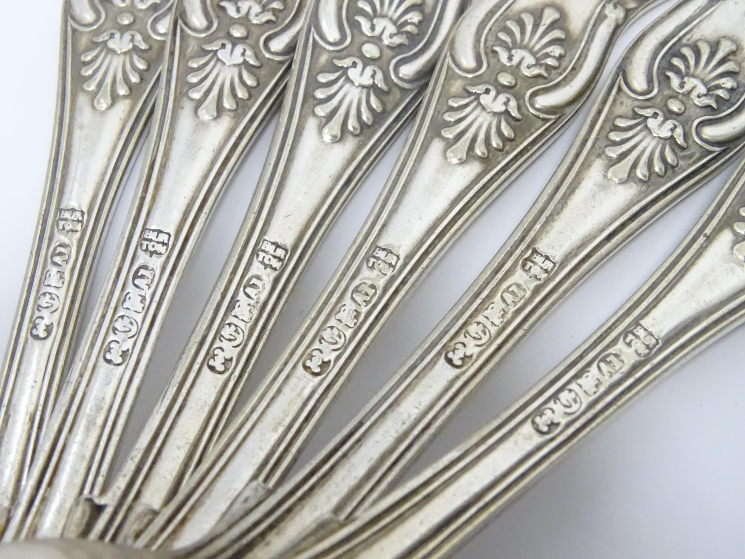 A quantity of silver plate King's pattern flatware / cutlery to include spoons and forks (Approx. - Image 2 of 8