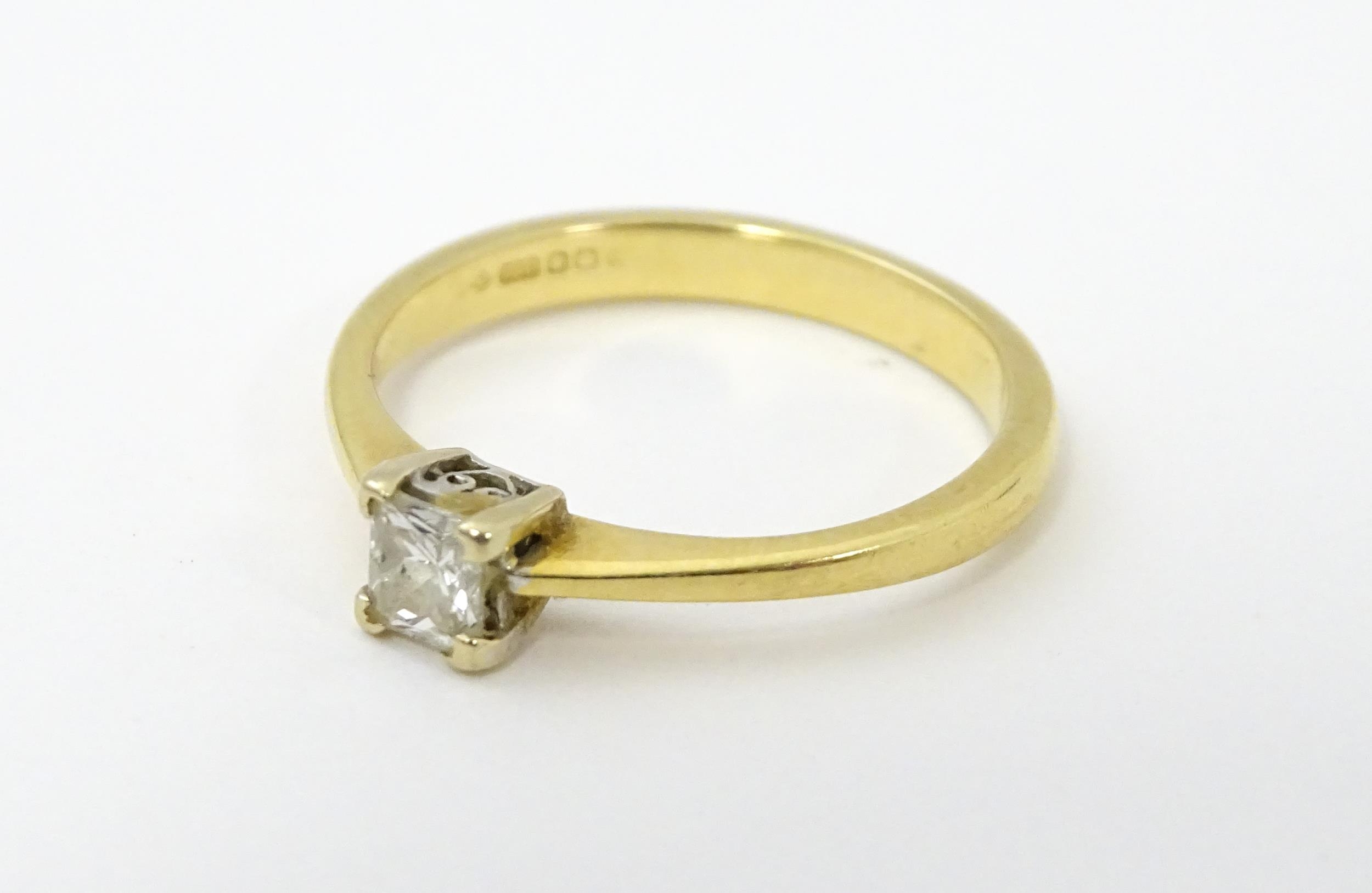 An 18ct gold ring set with diamond solitaire. Ring size approx. L 1/2 Please Note - we do not make - Image 3 of 6