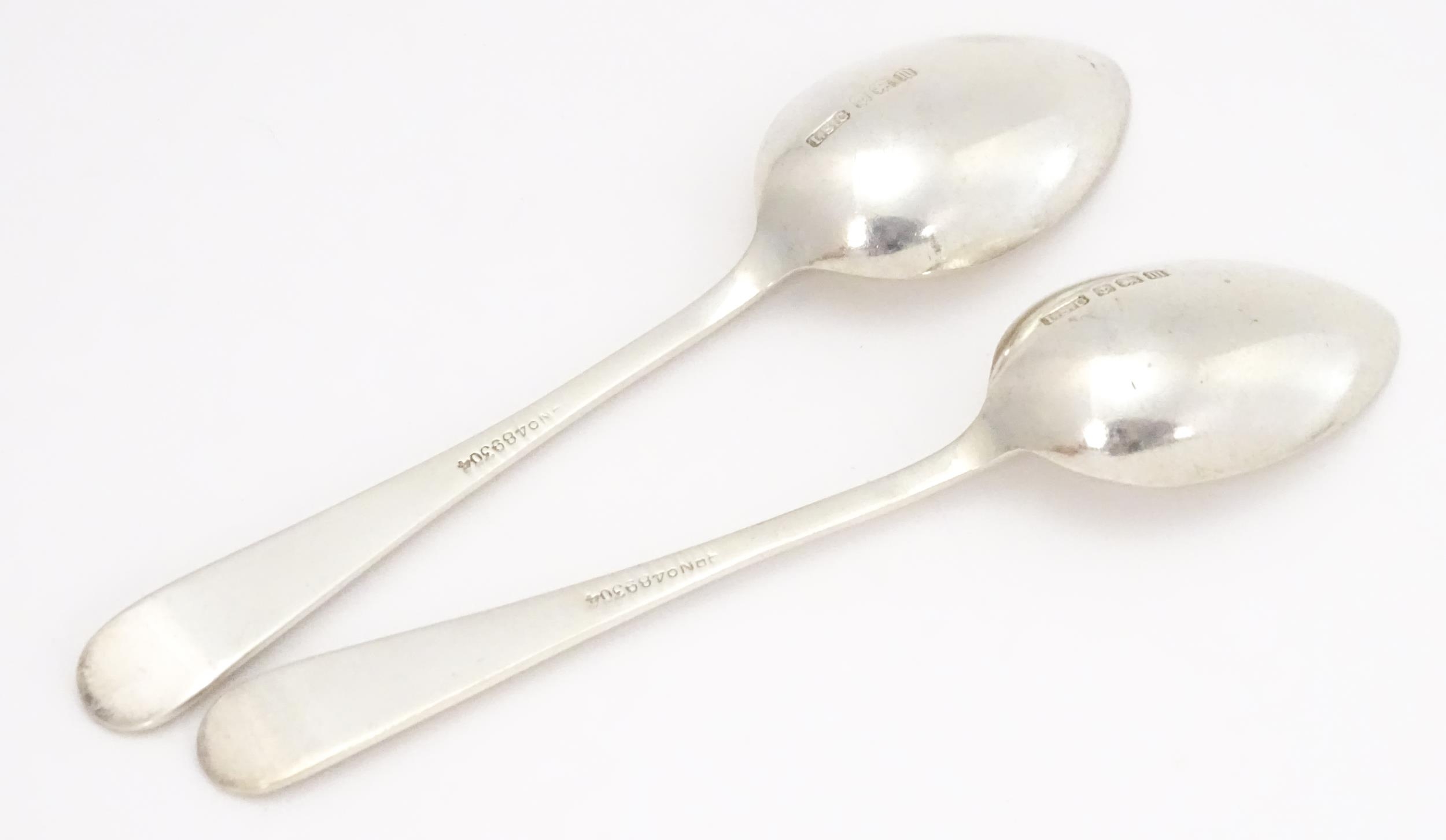 A quantity of assorted Victorian and later silver teaspoons, various dates and makers. Largest - Image 17 of 28