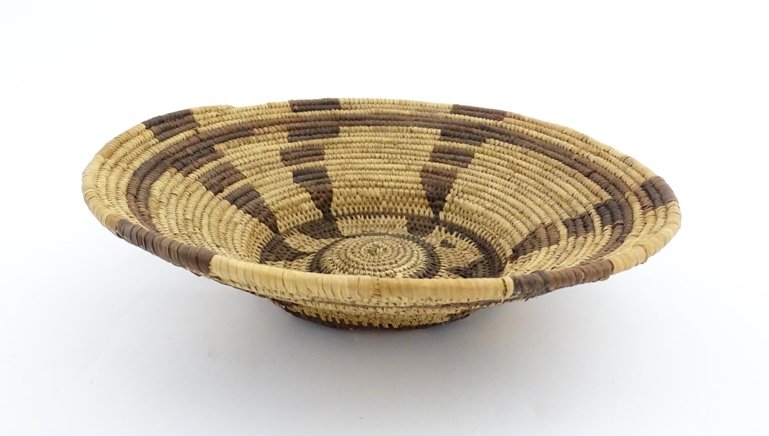 Ethnographic / Native / Tribal: A woven basket bowl with geometric banded detail, possibly Native - Image 6 of 11