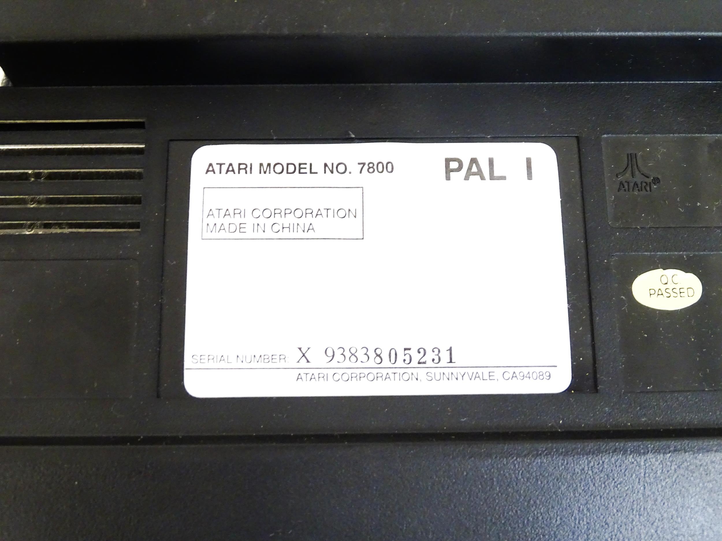 Toys: An Atari 7800 video game console. Together with games cartridges comprising Jinks, Xevious, - Image 10 of 10