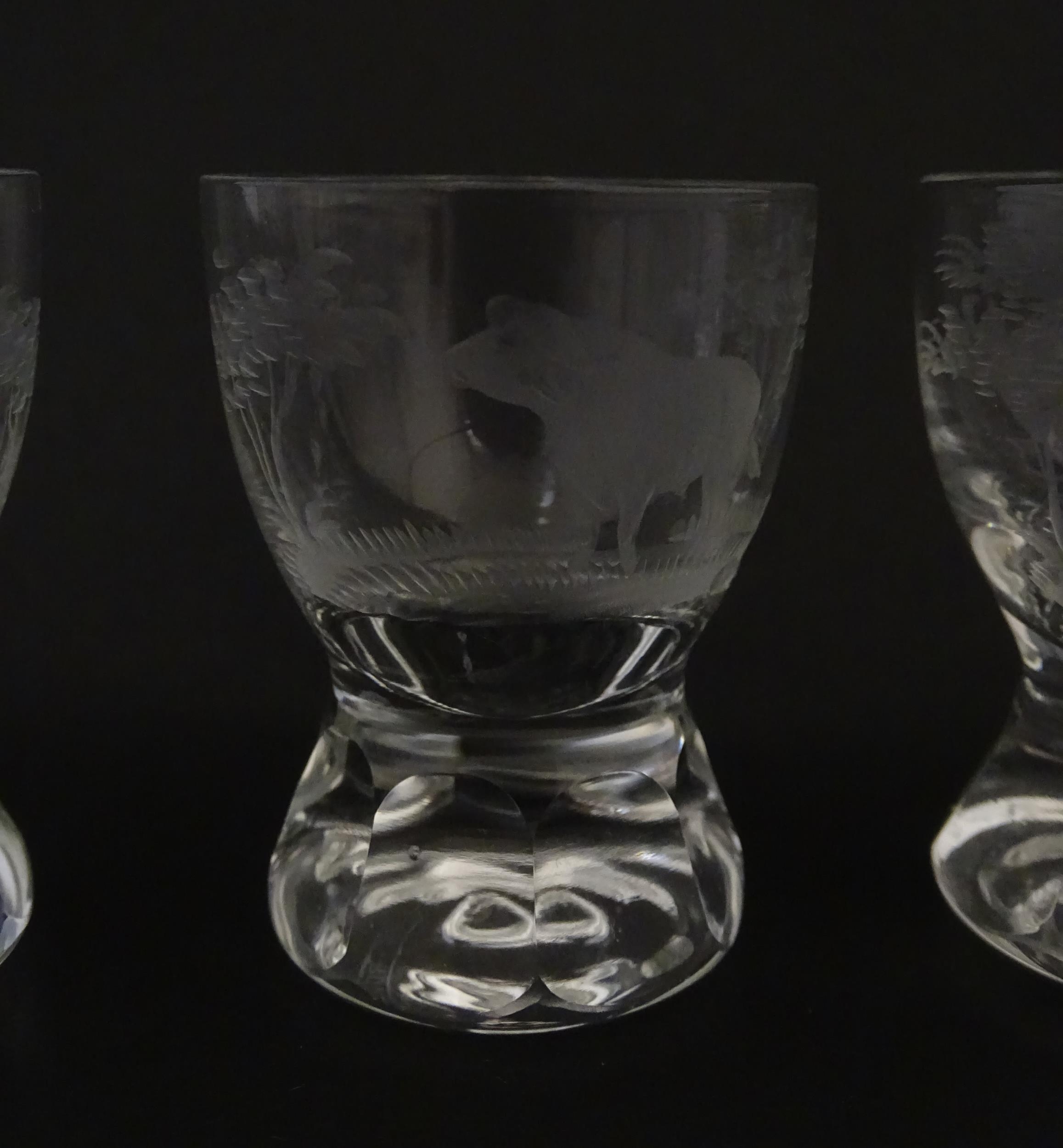 Rowland Ward sherry / liquor glasses with engraved Safari animal detail. Unsigned. Largest approx. - Image 22 of 26