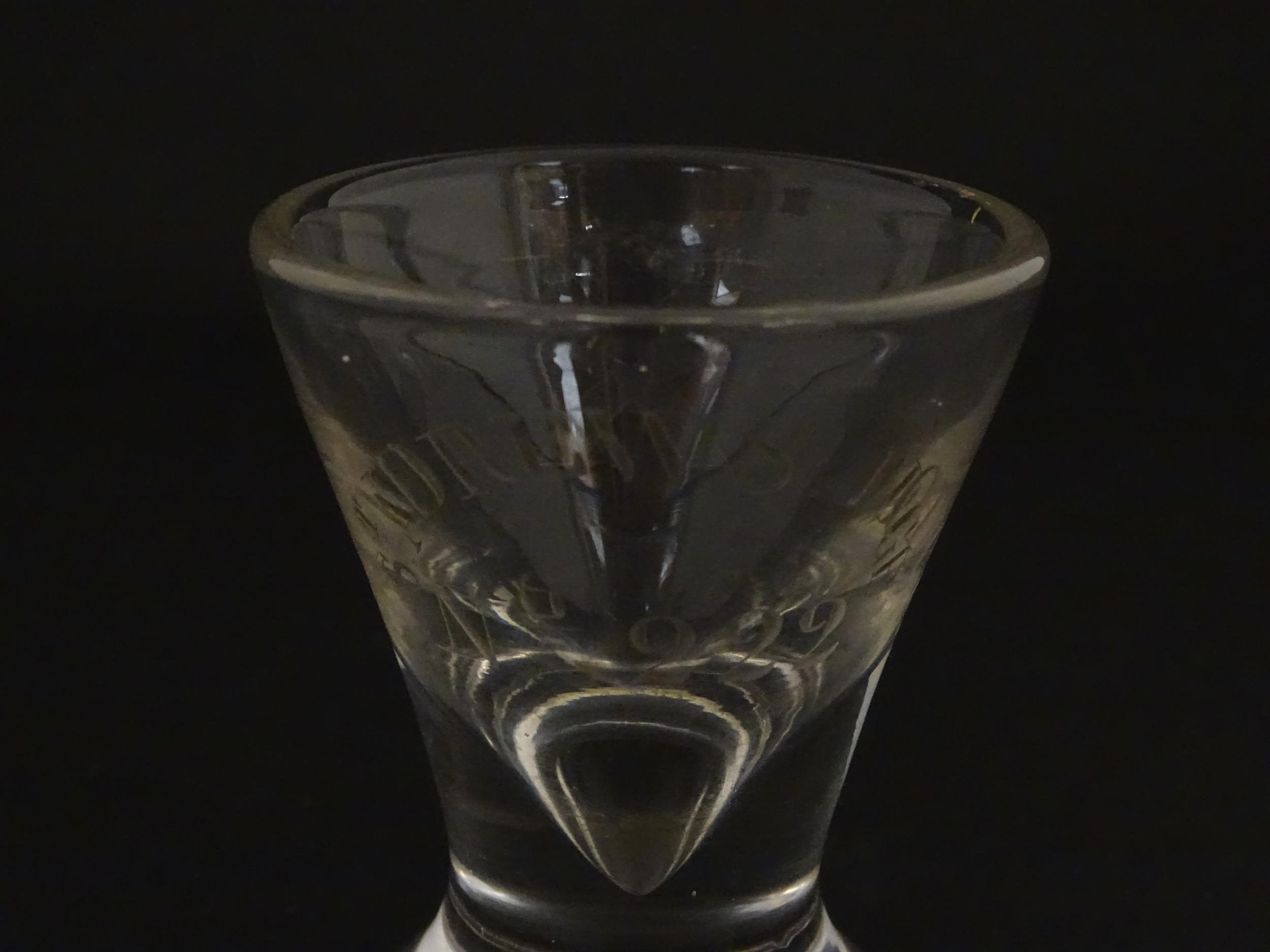 Freemasonry / Masonic Interest: A Masonic toastmasters glass etched St Andrew's Lodge No. 222. - Image 2 of 7