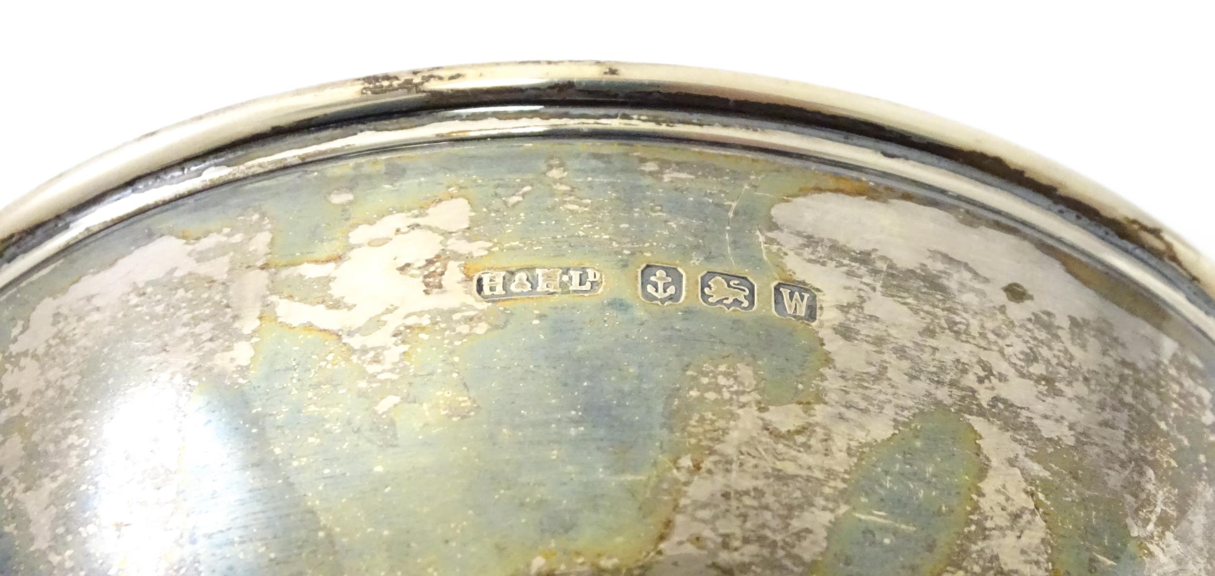 A silver pedestal bowl hallmarked Birmingham 1921, maker Hassett & Harper Ltd. Together with a small - Image 7 of 8