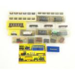 Toys - Model Train / Railway Interest : A quantity of scale model narrow gauge rolling stock to